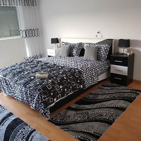 Ferienwohnung Sabina Bosanska Krupa Ngoại thất bức ảnh